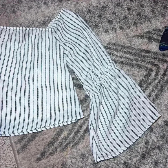 Altard State Off Shoulder Striped Boho Top Size Small Bell Sleeve Peasant - Picture 6 of 7